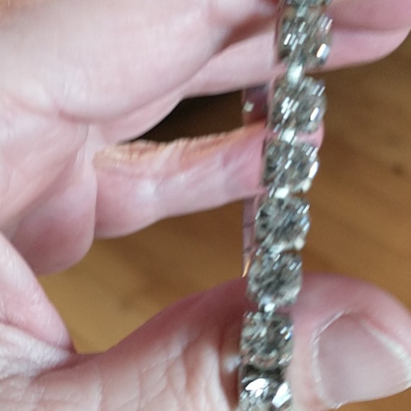 🇨🇦 Vintage Rhinestone tennis bracelet - Picture 3 of 3